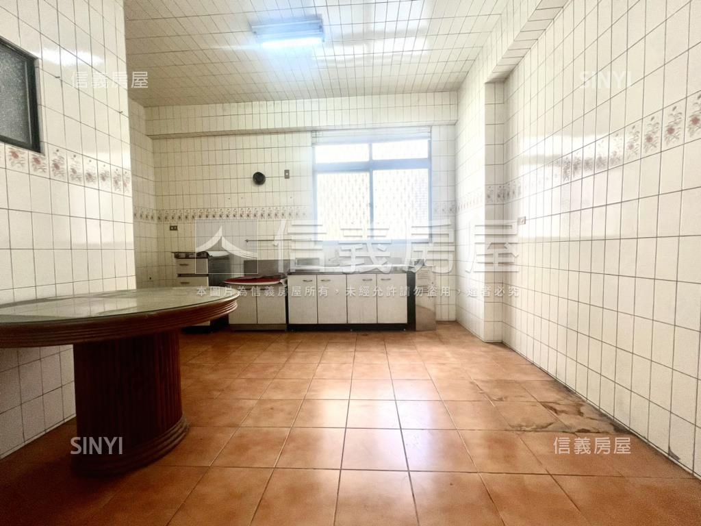 大橋核心黃金店住房屋室內格局與周邊環境