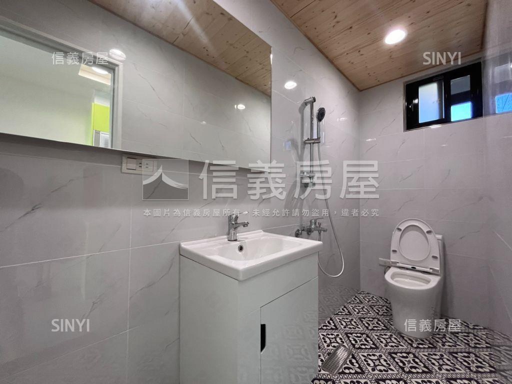 忠孝東路美裝湖景三房房屋室內格局與周邊環境