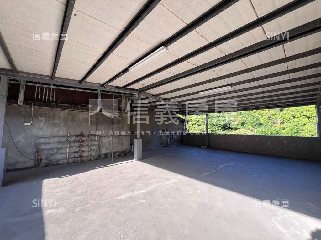 忠孝東路美裝湖景三房房屋室內格局與周邊環境