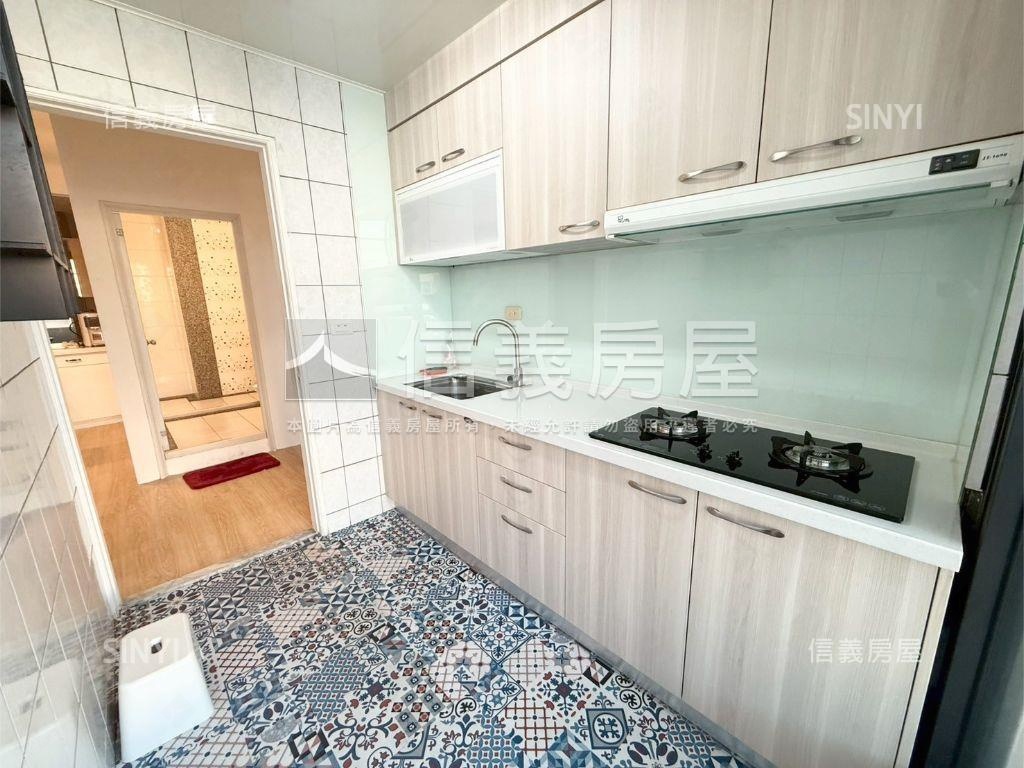 東山低總價精裝三房車位房屋室內格局與周邊環境