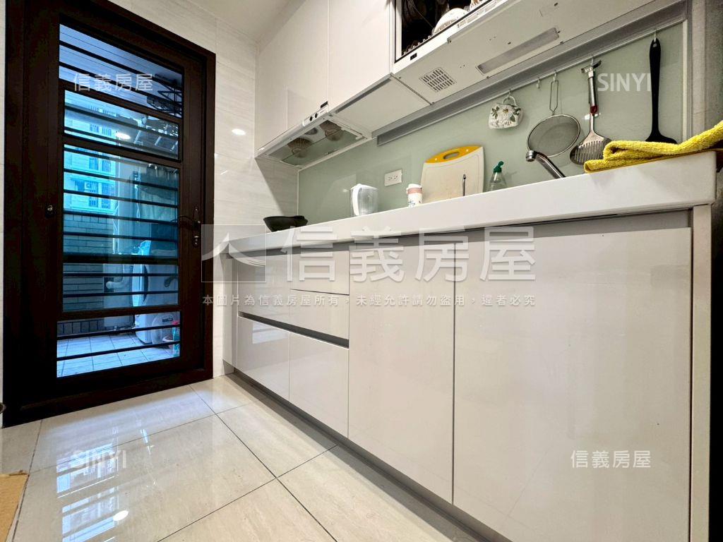 精裝視野三房平車心在微笑房屋室內格局與周邊環境