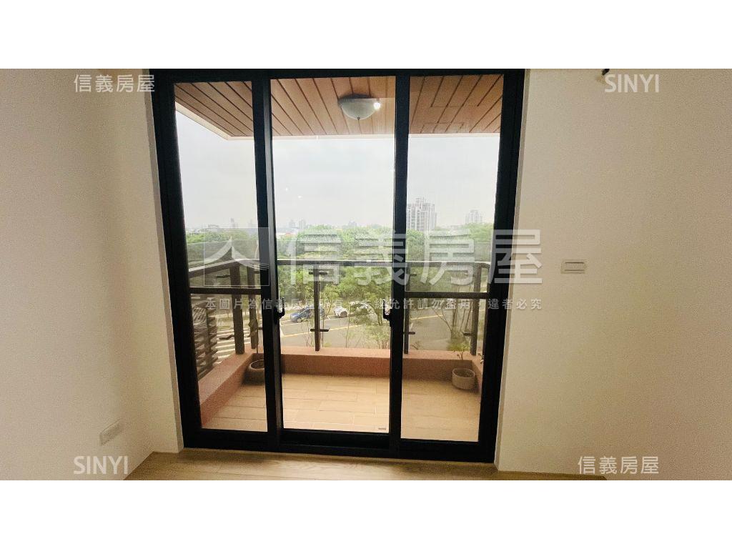 麗江星漾邊間大空間房屋室內格局與周邊環境