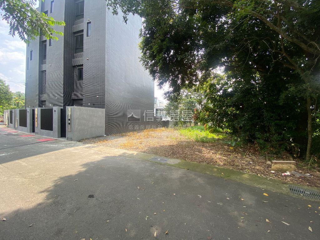 草屯三層巷土地房屋室內格局與周邊環境