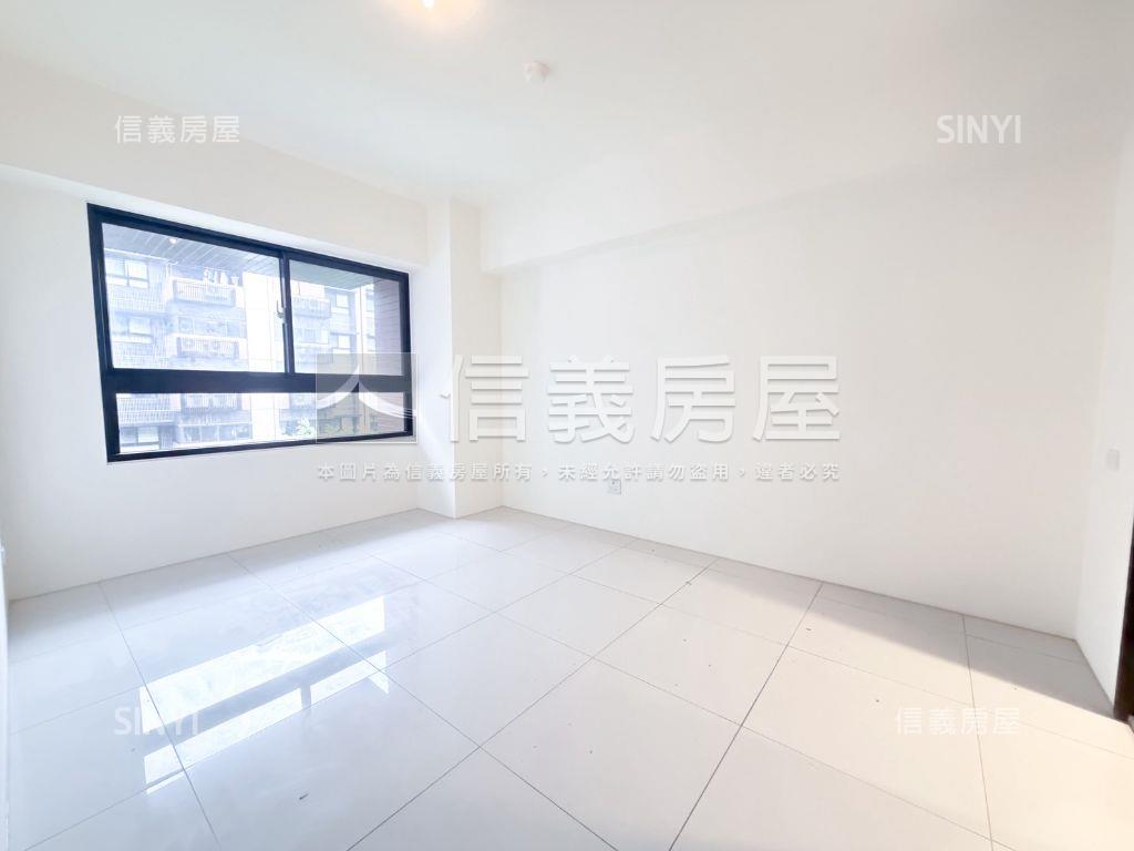 美麗山林優質三房房屋室內格局與周邊環境