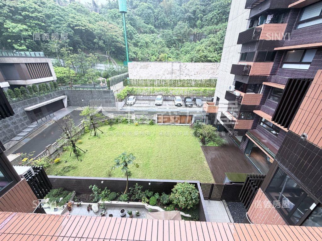 美麗山林優質三房房屋室內格局與周邊環境