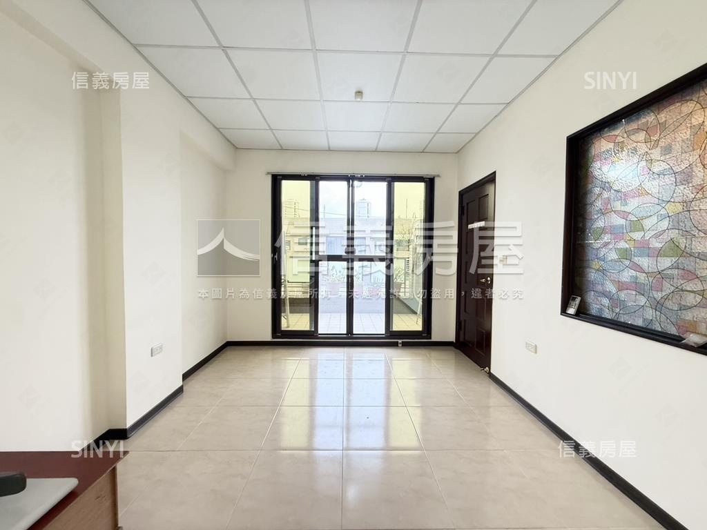 裕文學區面寬雙車墅房屋室內格局與周邊環境