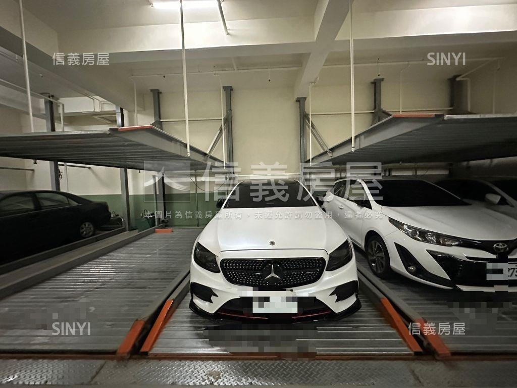 親家７ＵＰ精美一房車位房屋室內格局與周邊環境