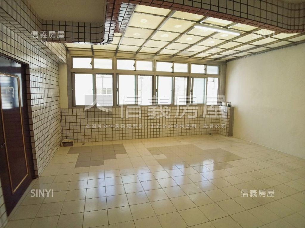 蘆洲長安頂加電梯房屋室內格局與周邊環境