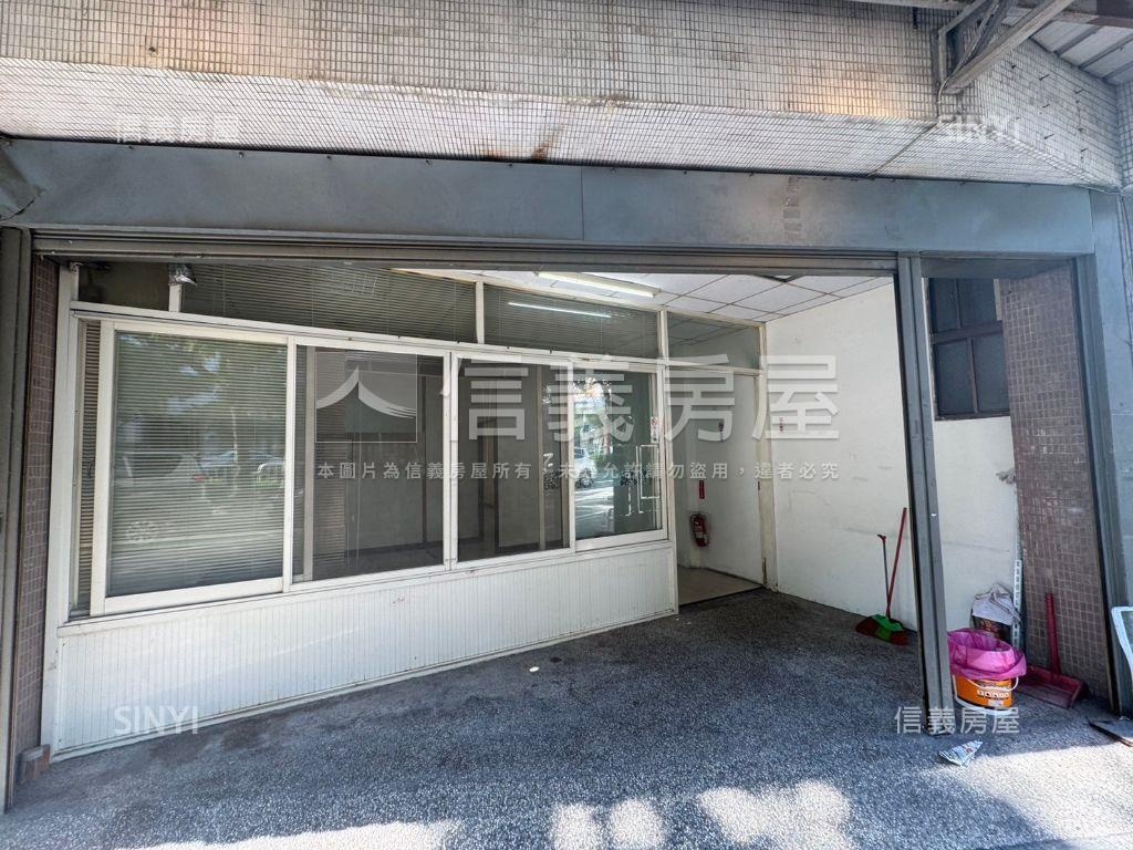 極品✿北屯大面寬燙金店面房屋室內格局與周邊環境