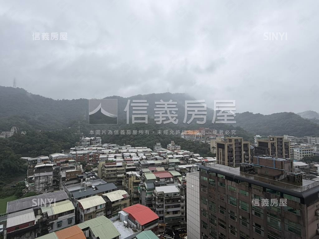 優客里鄰景觀三房車位房屋室內格局與周邊環境