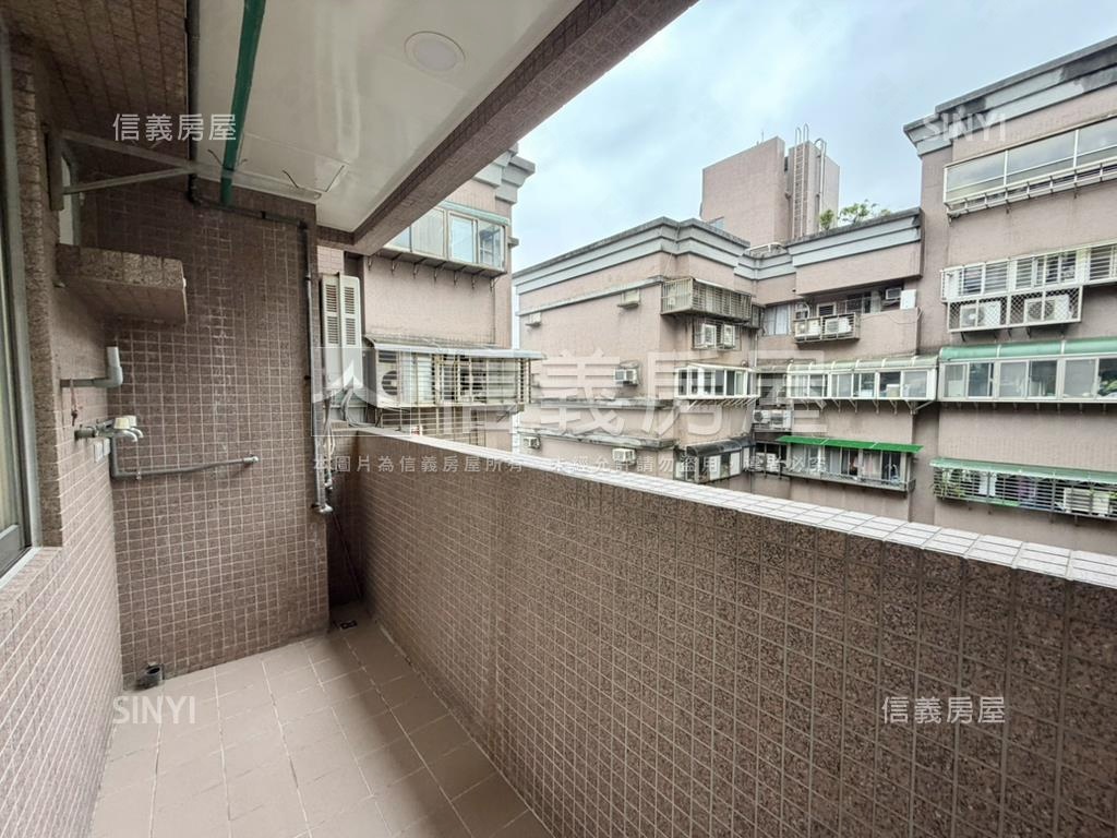 優客里鄰景觀三房車位房屋室內格局與周邊環境