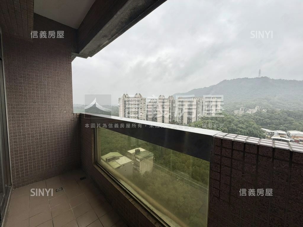 優客里鄰景觀三房車位房屋室內格局與周邊環境