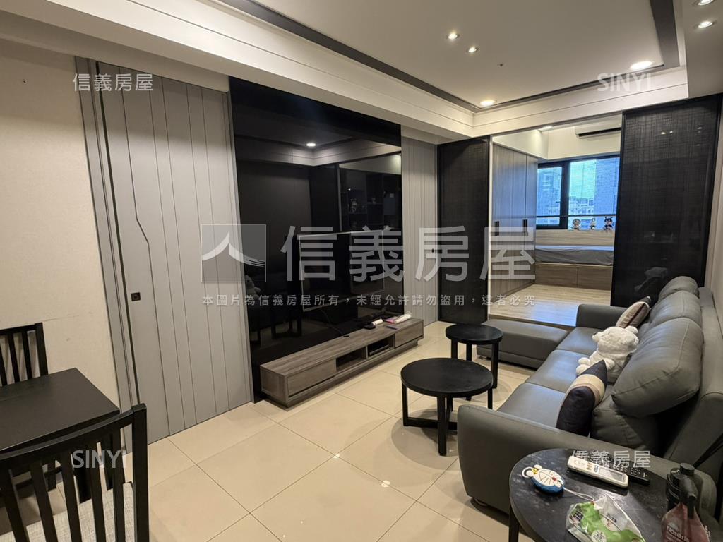 合康新世紀美裝潢兩房房屋室內格局與周邊環境