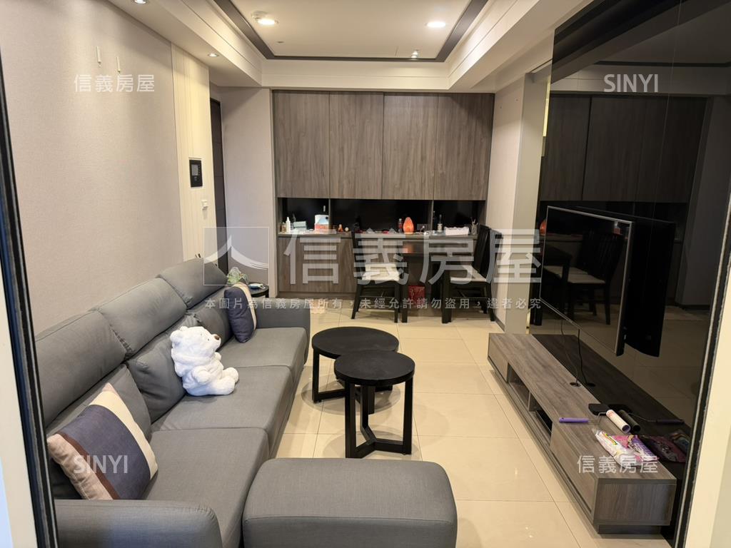合康新世紀美裝潢兩房房屋室內格局與周邊環境