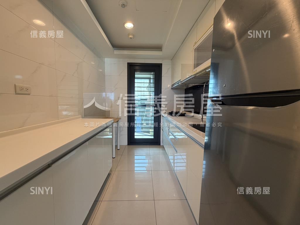 近青埔國小景觀三房房屋室內格局與周邊環境