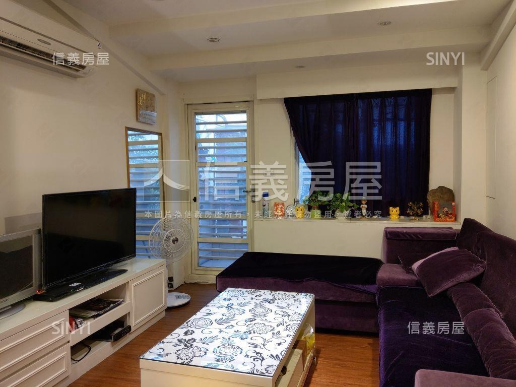 近捷運小豪宅在這房屋室內格局與周邊環境