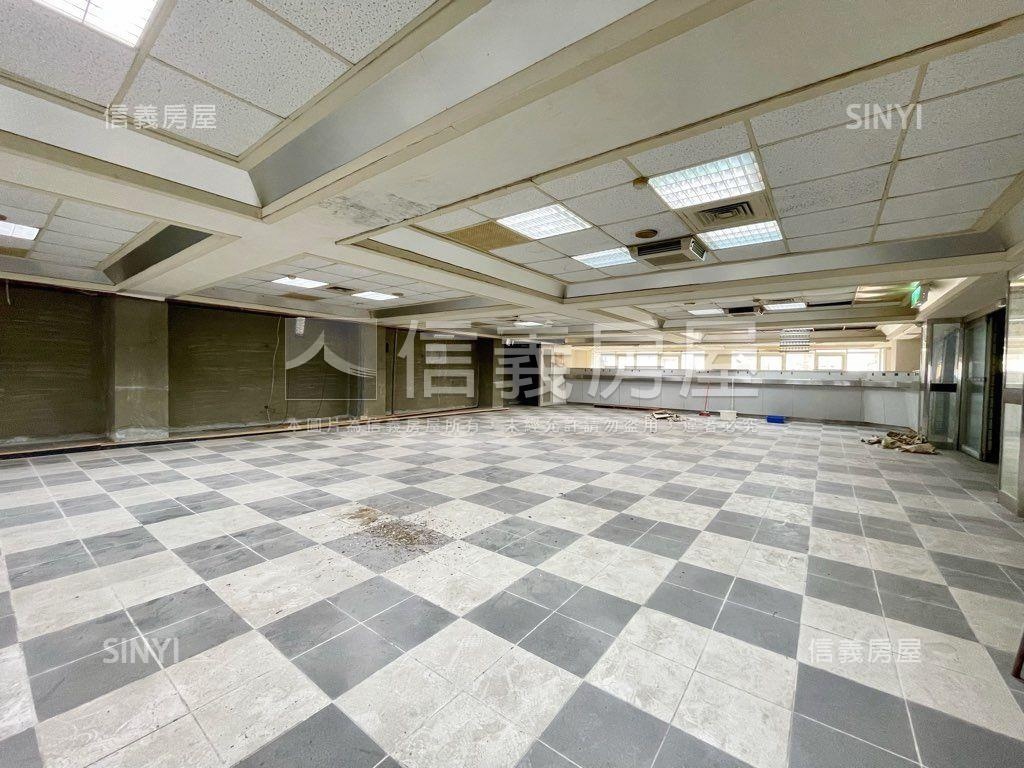東王☆百坪明亮帷幕辦公房屋室內格局與周邊環境