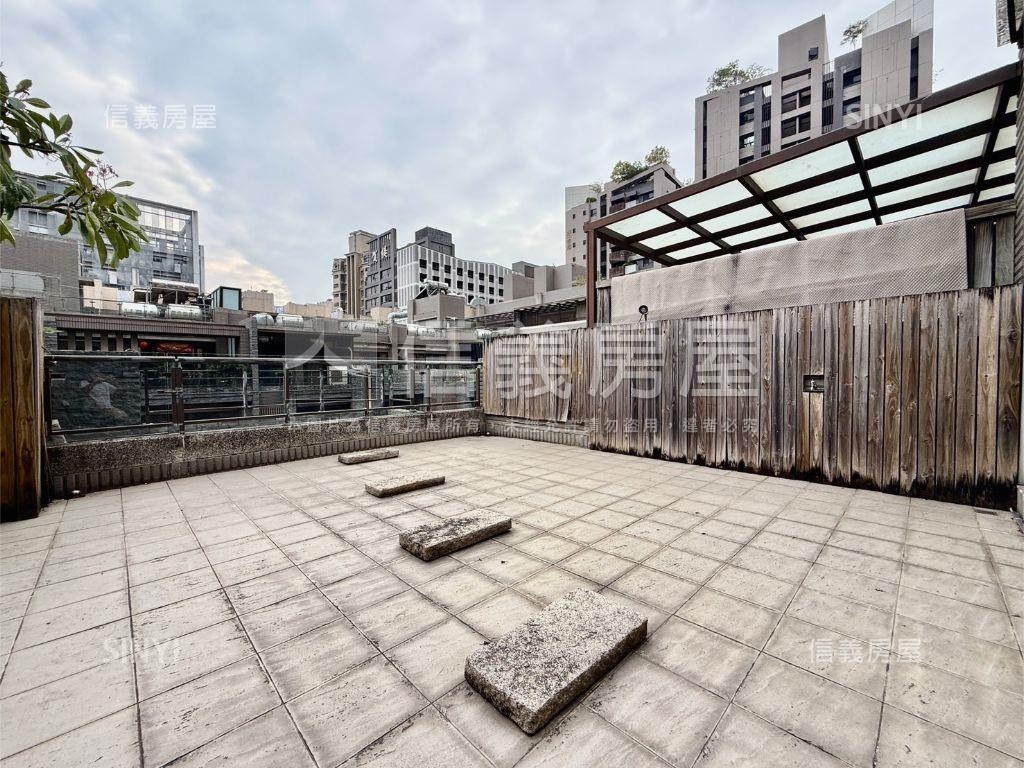 上田一品朝南別墅房屋室內格局與周邊環境