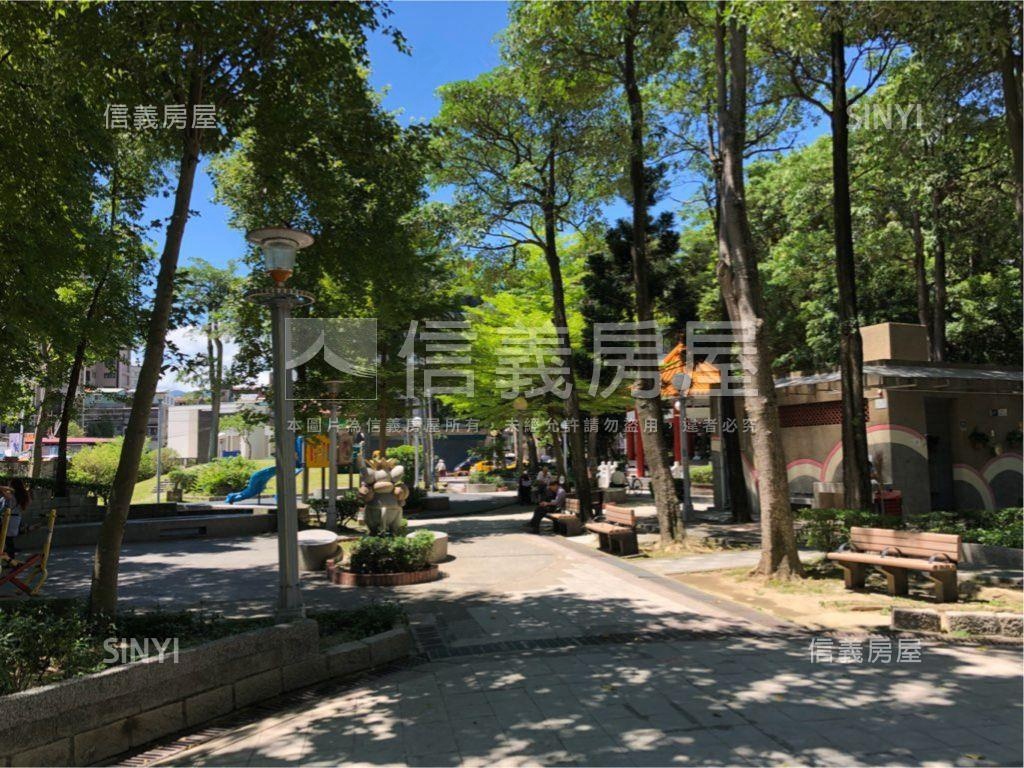 稀有威登景觀邊間一房一廳房屋室內格局與周邊環境
