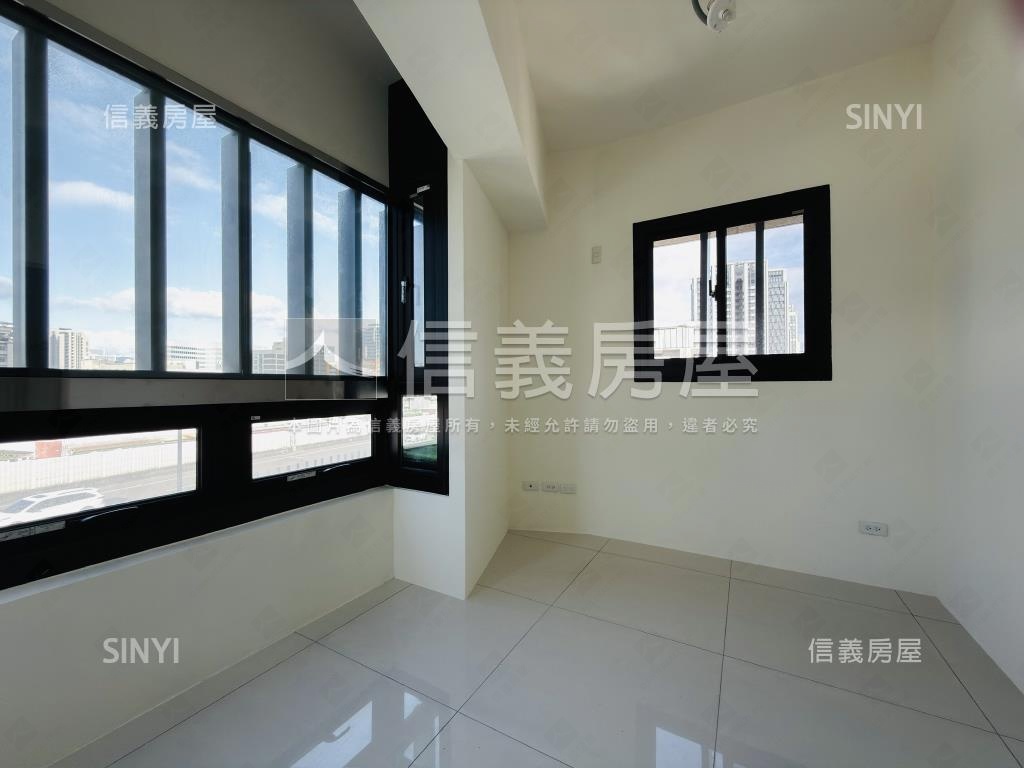 合砌雲開景觀８樓房屋室內格局與周邊環境