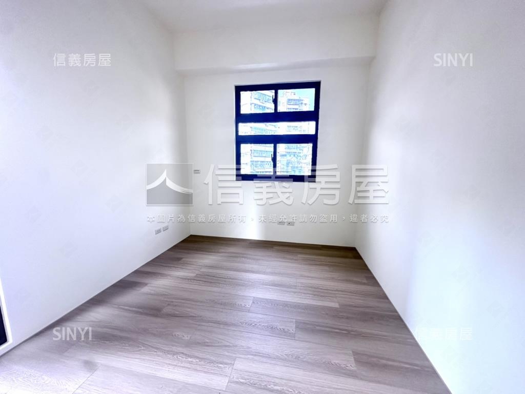 荷蘊謙３Ｆ獨棟雙衛房屋室內格局與周邊環境
