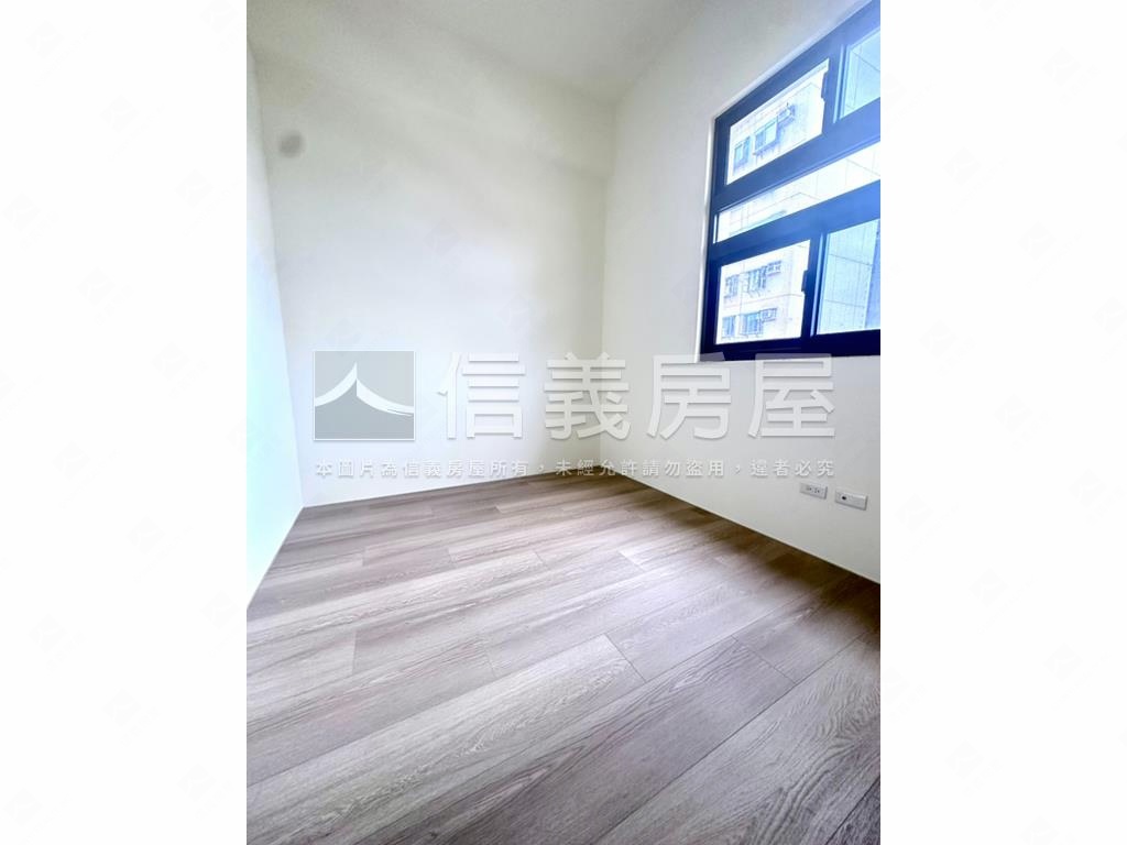 荷蘊謙３Ｆ獨棟雙衛房屋室內格局與周邊環境