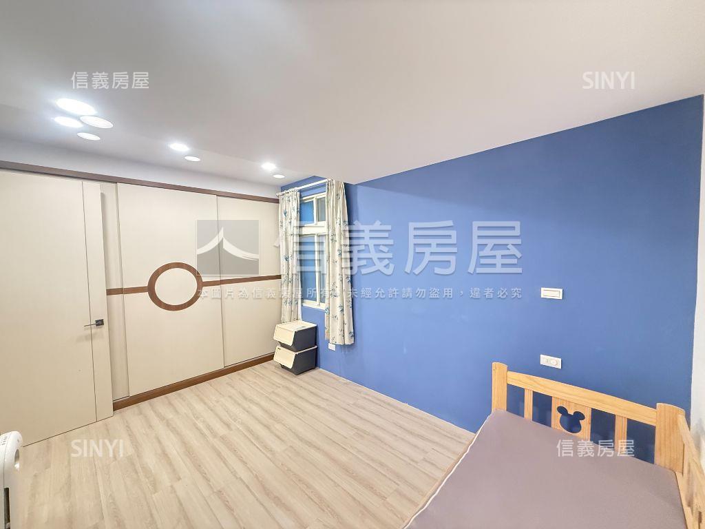 新莊三面採光公寓三樓房屋室內格局與周邊環境