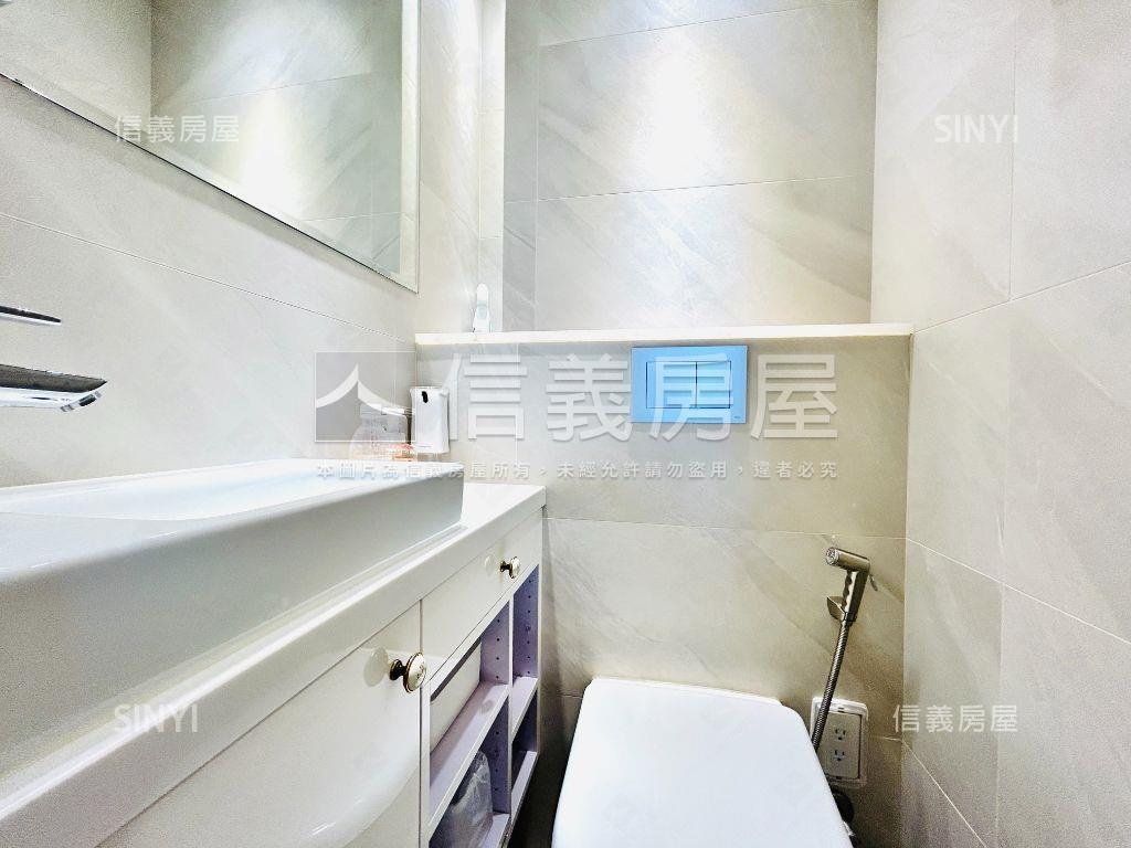 康寧城堡新古典輕奢風兩房房屋室內格局與周邊環境