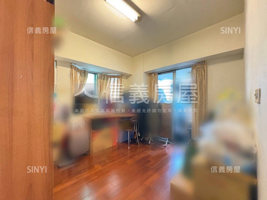 北屯三房小資首選！有車位房屋室內格局與周邊環境