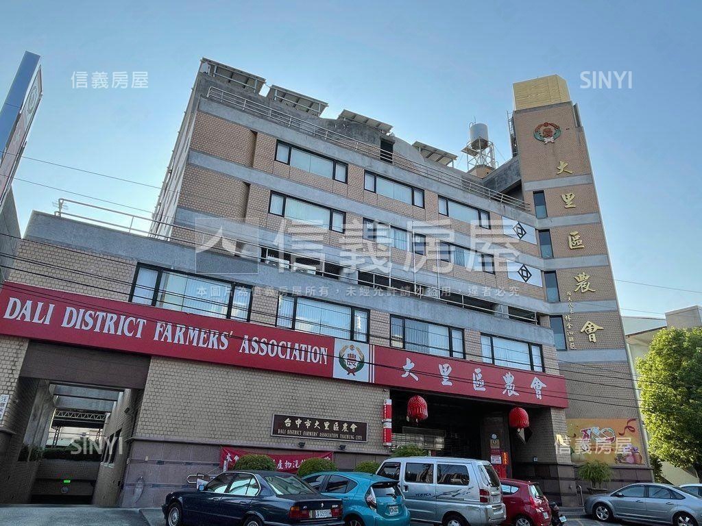 書香名廈前棟五套房屋室內格局與周邊環境