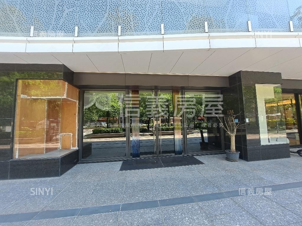 大直萬豪核心挑高店面房屋室內格局與周邊環境