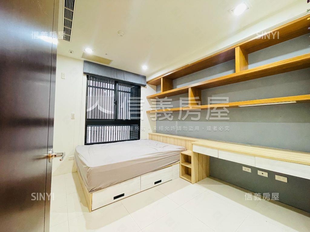 正文山特區綠景雙車位豪邸房屋室內格局與周邊環境