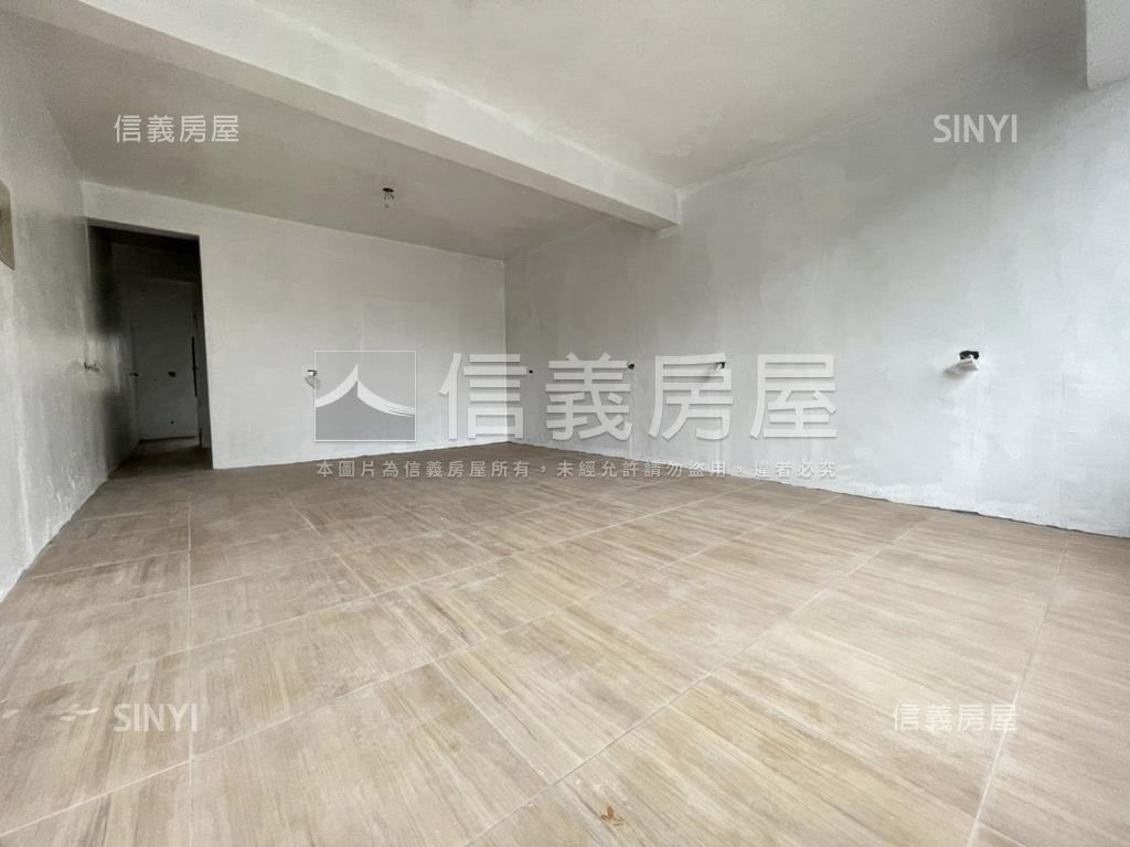 興學街透天房屋室內格局與周邊環境