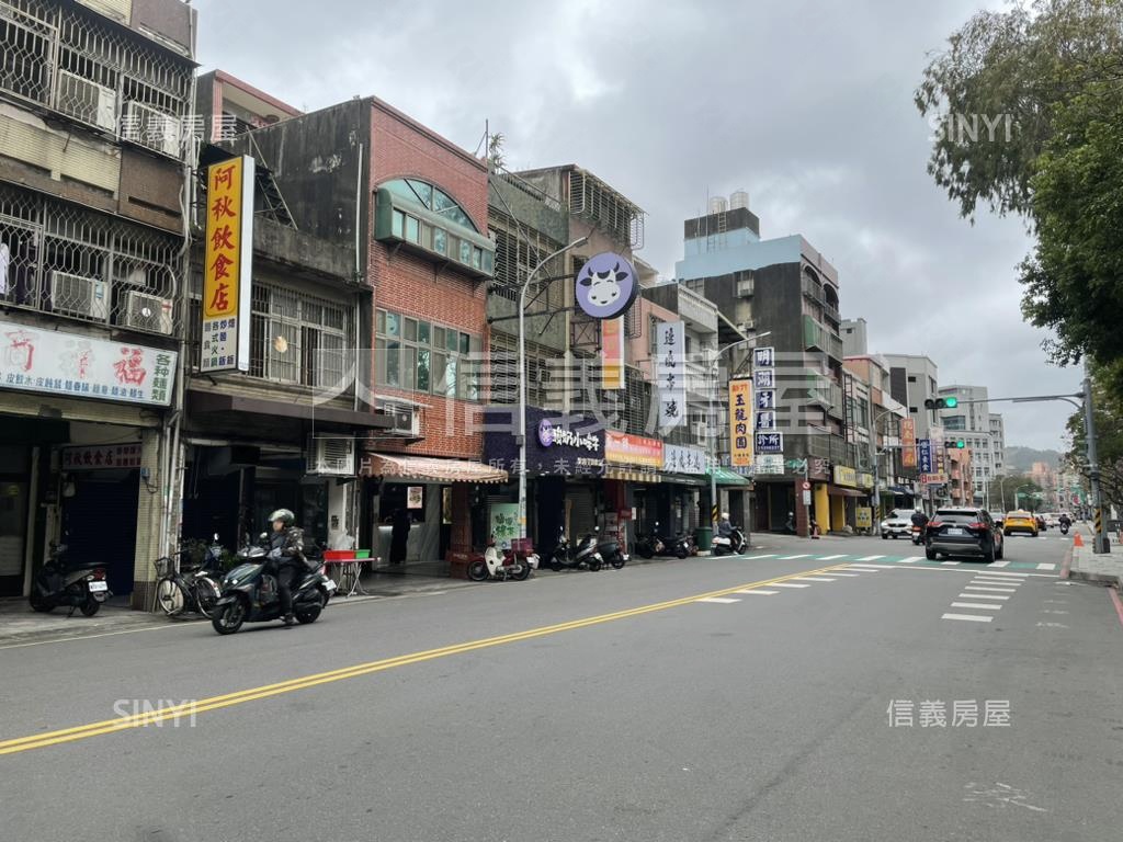 興學街透天房屋室內格局與周邊環境