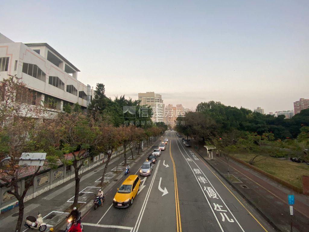 美術館。收租８套投報佳房屋室內格局與周邊環境