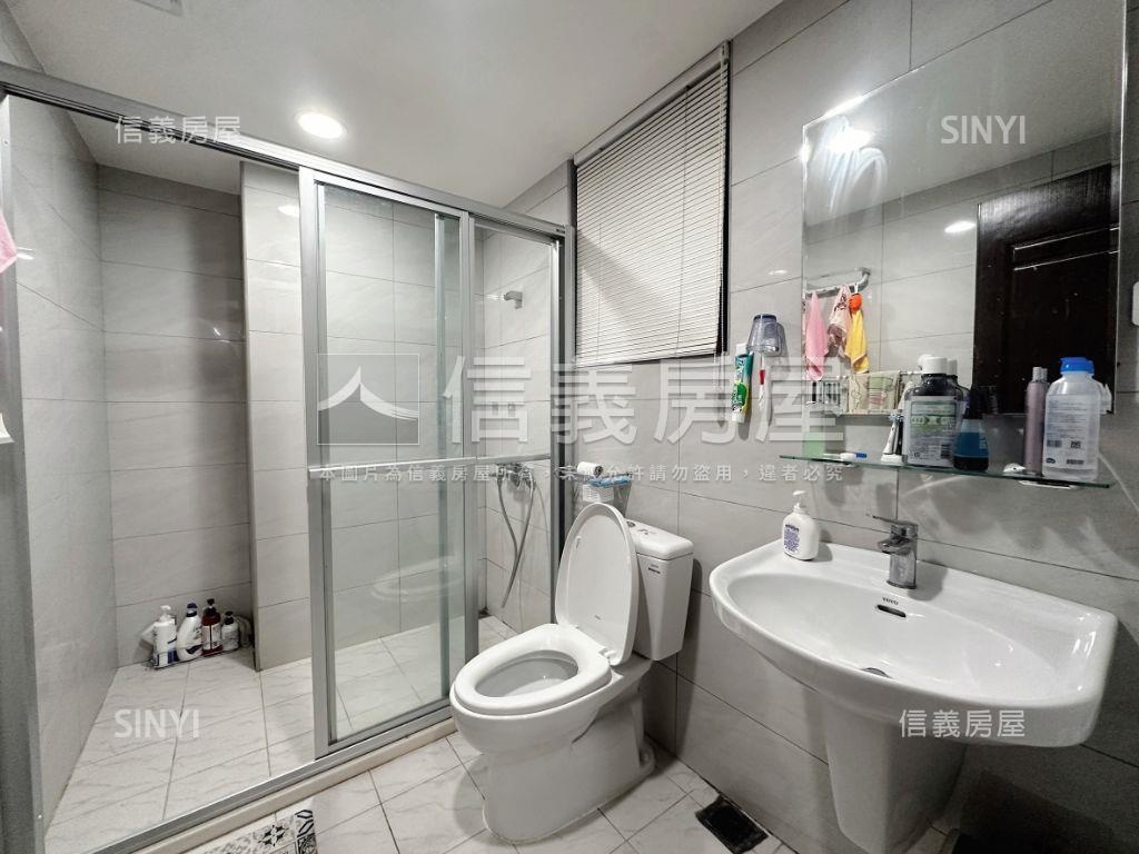 典藏百奕富御挑高大空間房屋室內格局與周邊環境