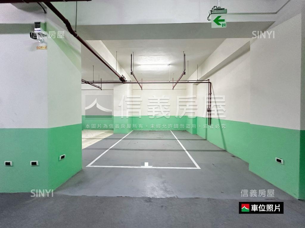 典藏百奕富御挑高大空間房屋室內格局與周邊環境