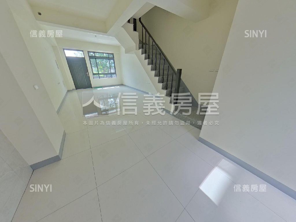 花壇●全新臨路透天房屋室內格局與周邊環境