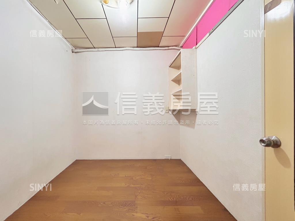 新莊公寓頂加房屋室內格局與周邊環境