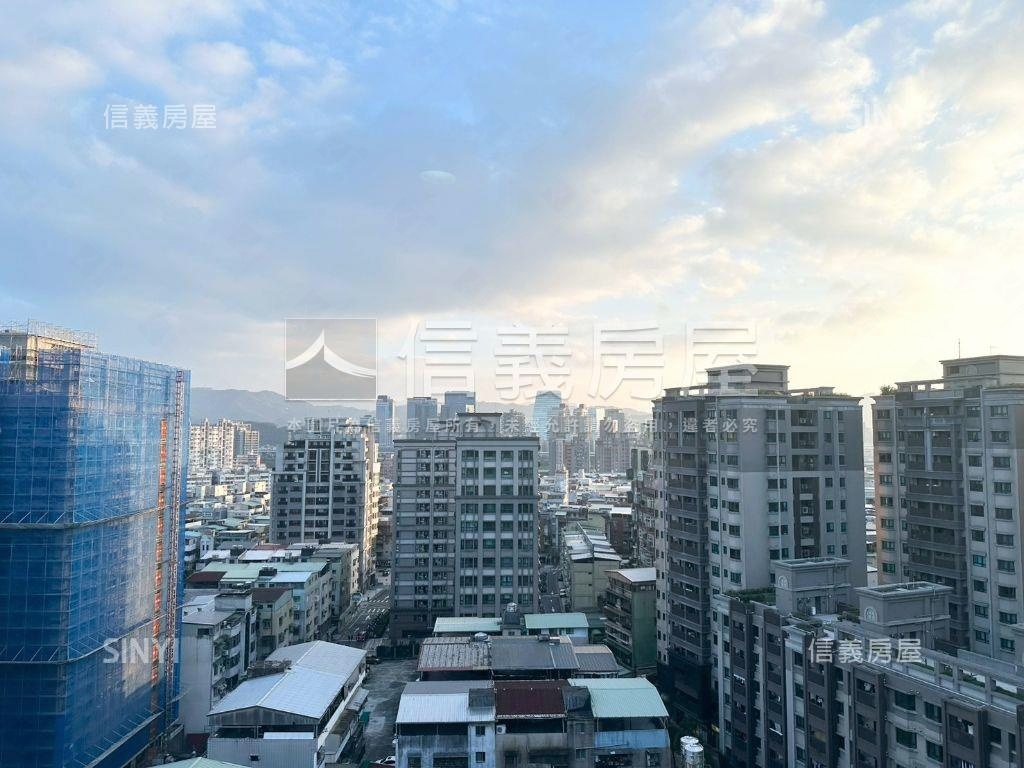 專任綠之舞精美帝王景觀戶房屋室內格局與周邊環境