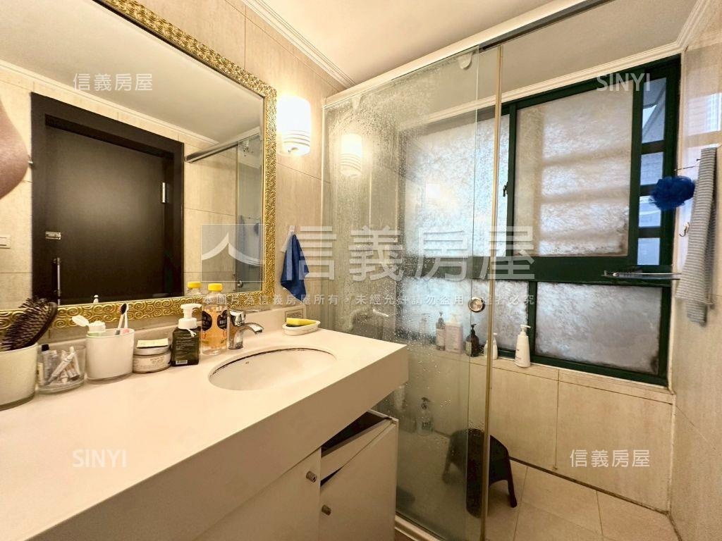 專任綠之舞精美帝王景觀戶房屋室內格局與周邊環境