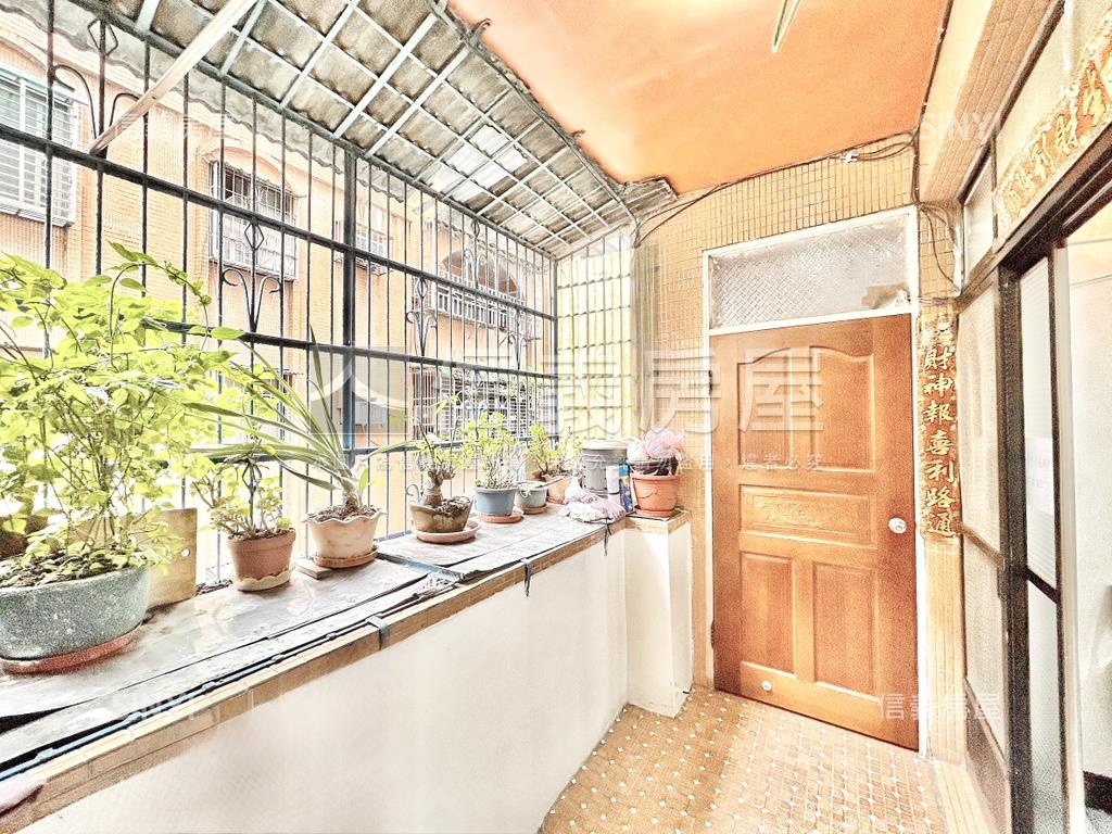 寓見陽光前後陽台美寓房屋室內格局與周邊環境