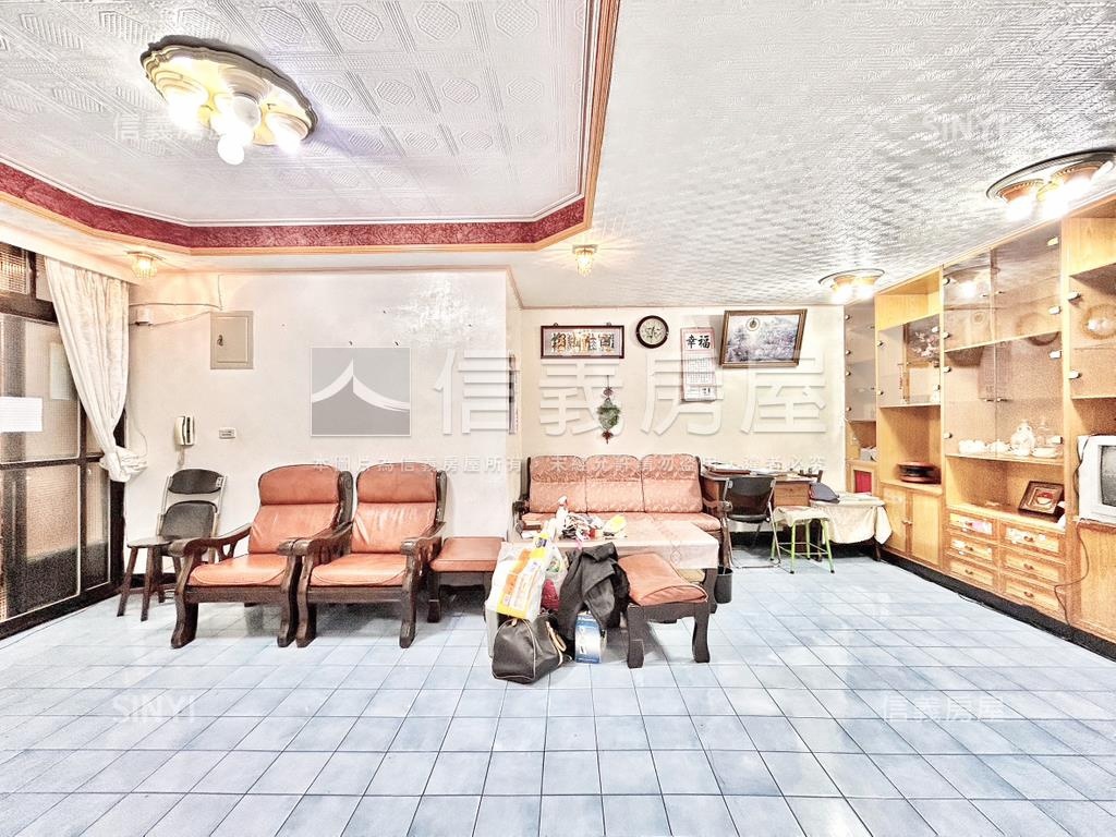 寓見陽光前後陽台美寓房屋室內格局與周邊環境