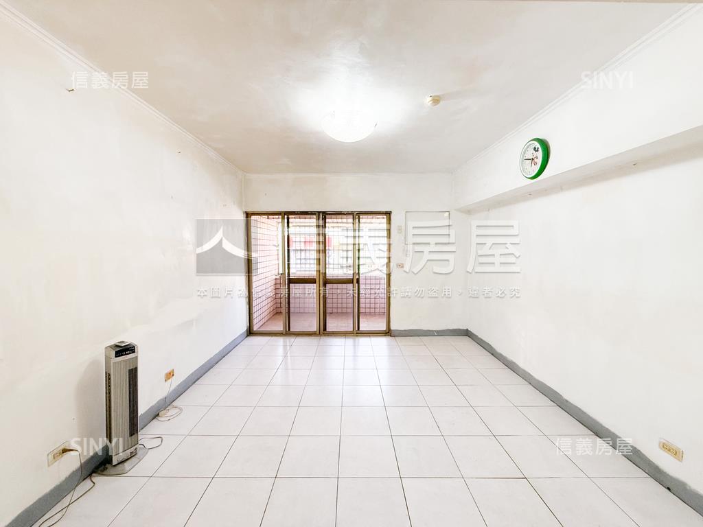 鼎中商圈成家採光美三房房屋室內格局與周邊環境