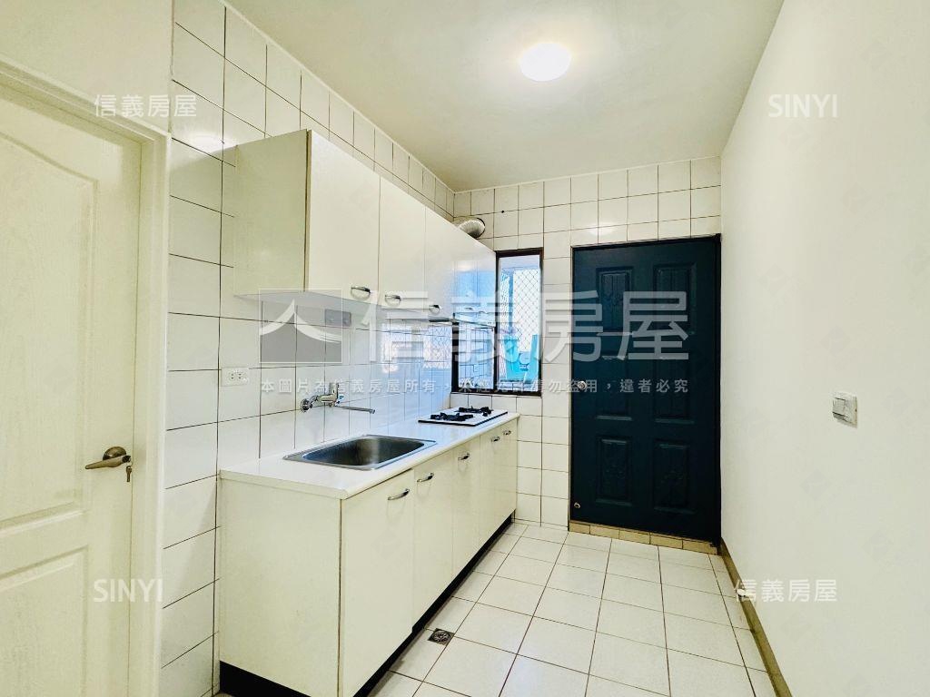 近探索公園美三房房屋室內格局與周邊環境