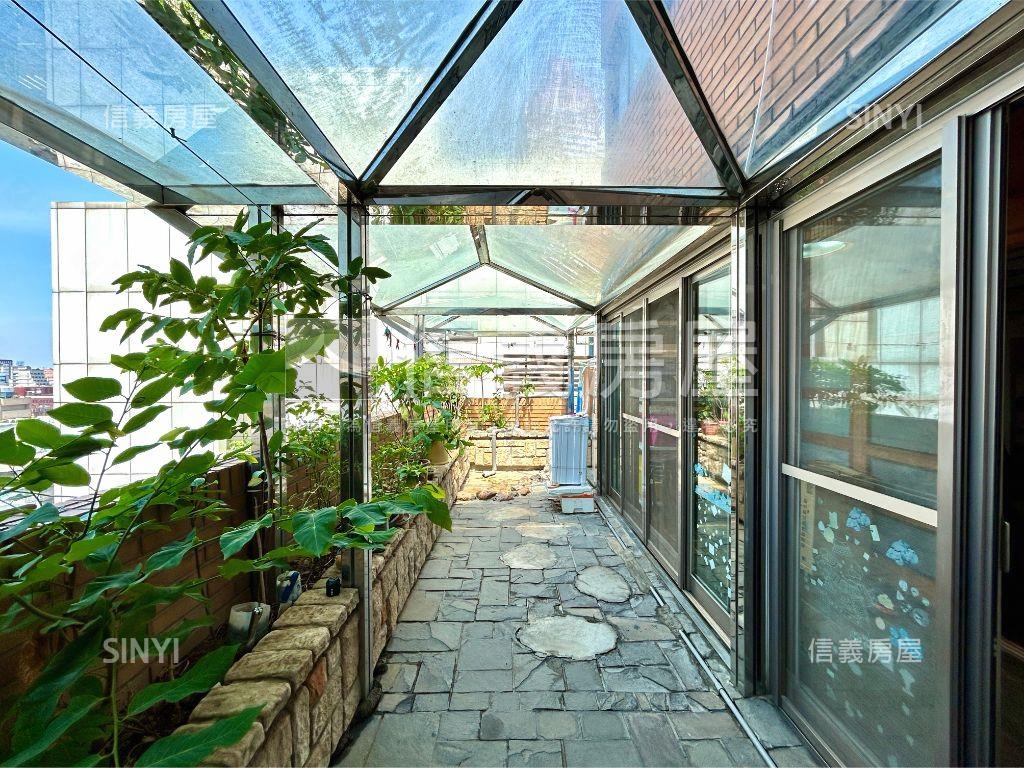 國會大廈高樓美景房屋室內格局與周邊環境