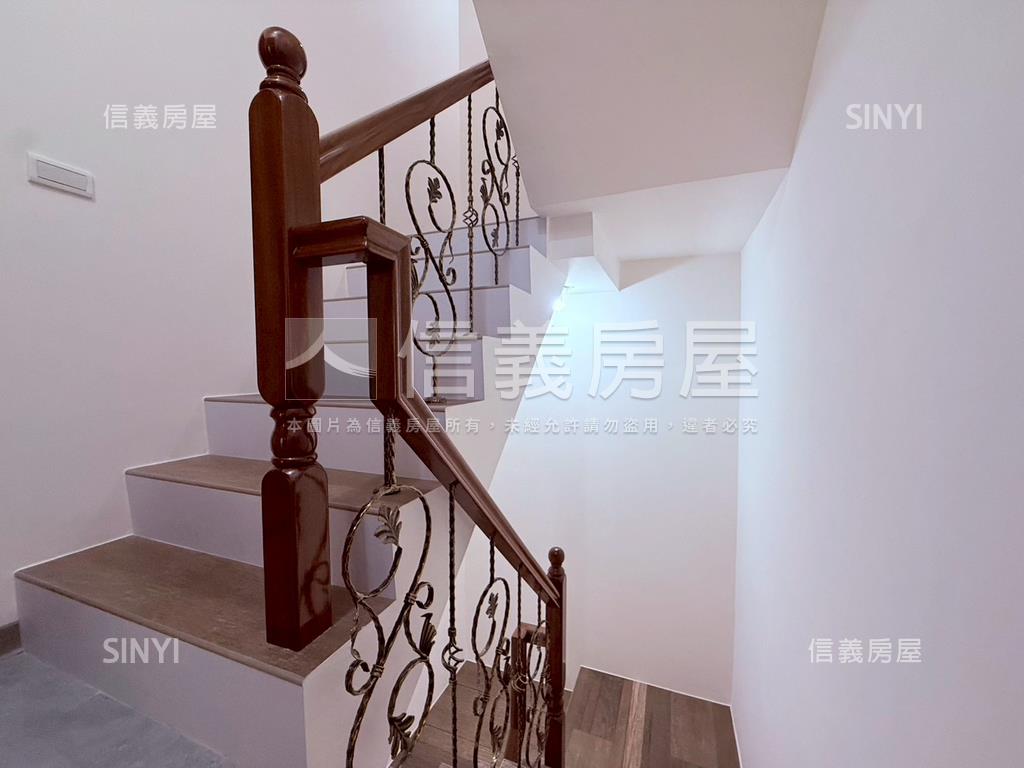 楊梅全新透天別墅荷蘭小鎮房屋室內格局與周邊環境