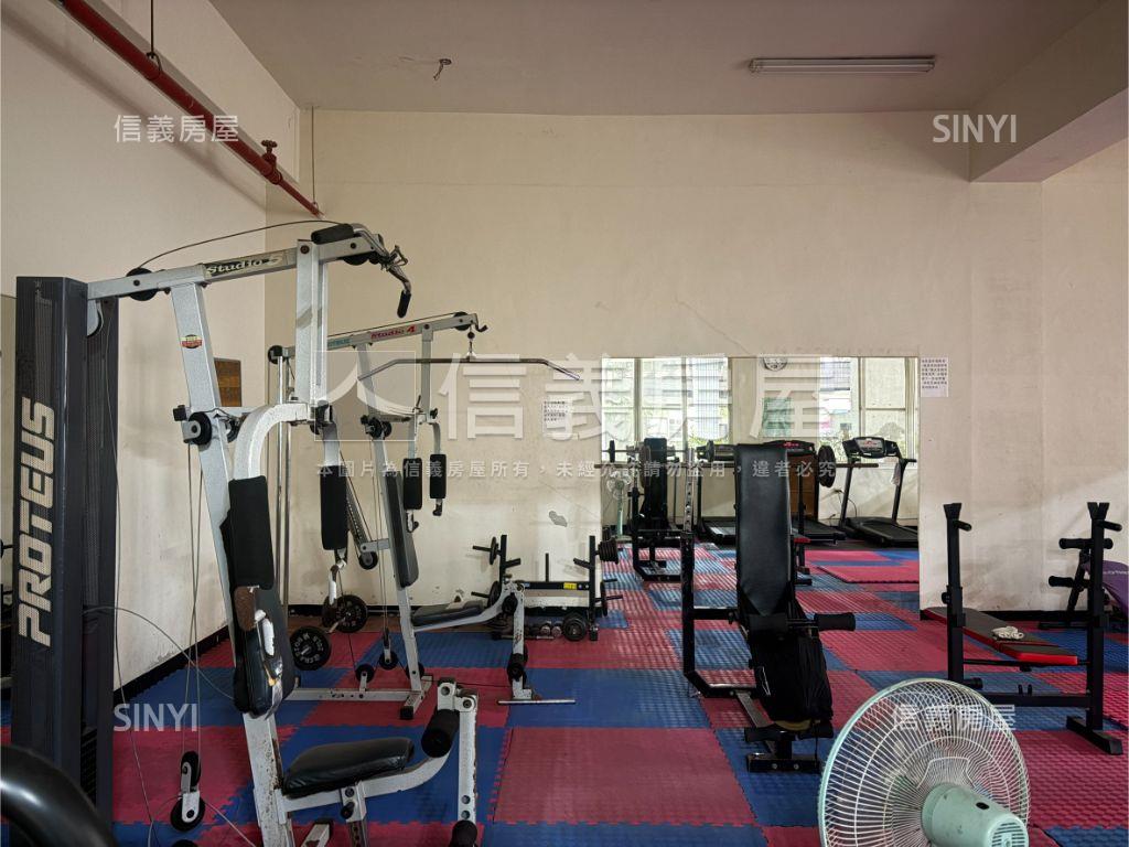 台北新都四房寬敞美宅房屋室內格局與周邊環境