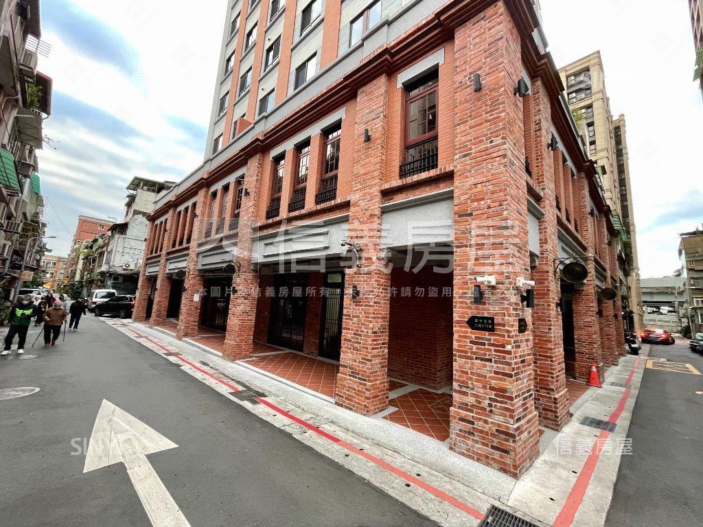降價↓大橋綻三角窗金店房屋室內格局與周邊環境