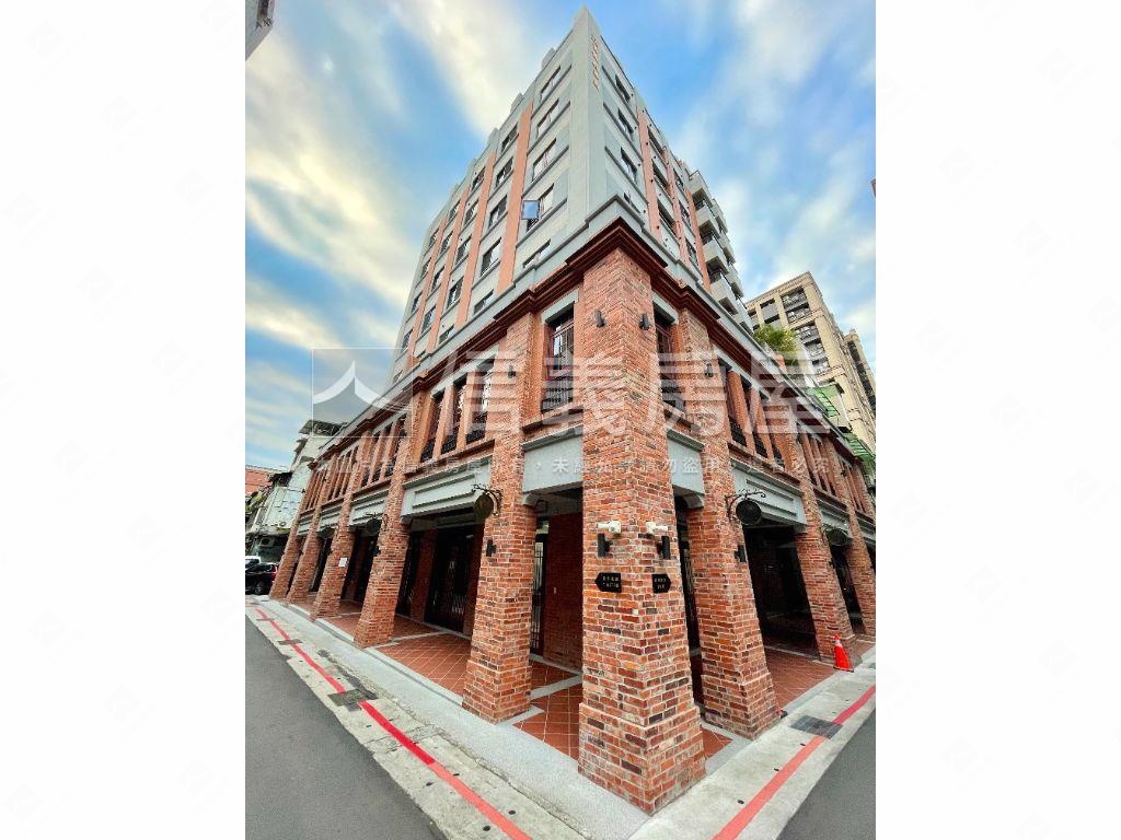 降價↓大橋綻三角窗金店房屋室內格局與周邊環境